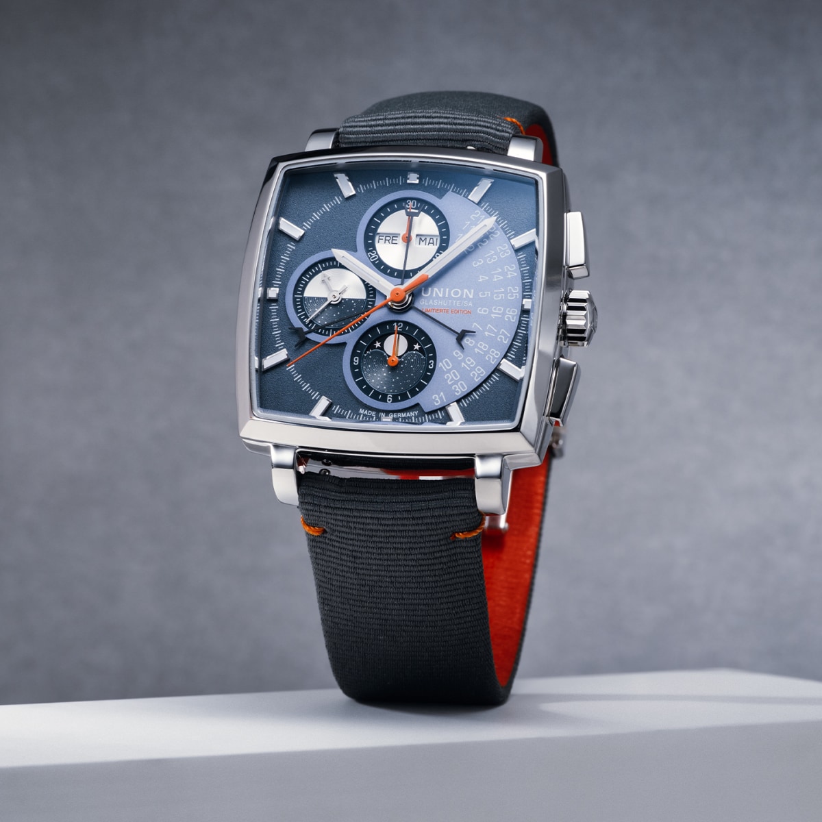 Averin Chronograph Mondphase Limitierte Edition