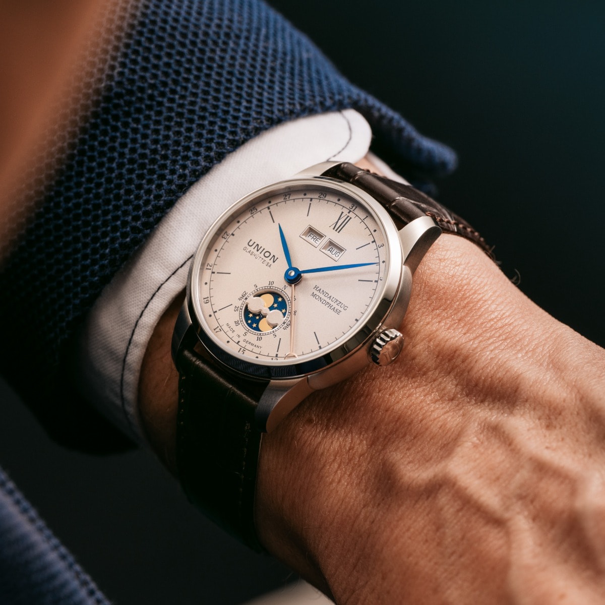 Mechanical precision with character